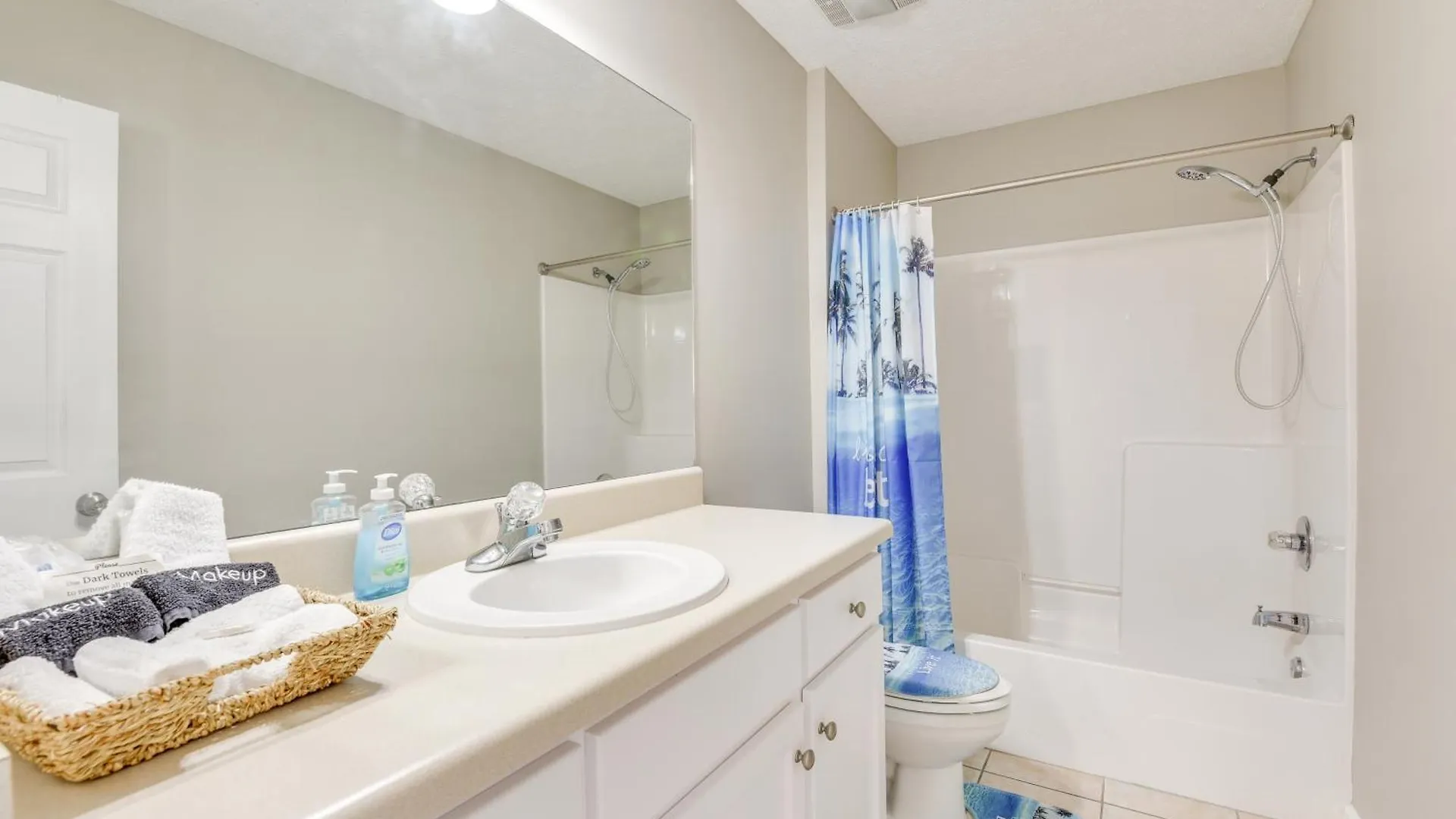 1 Mi To Shore Home With Patio In Panama City Beach Nyaraló