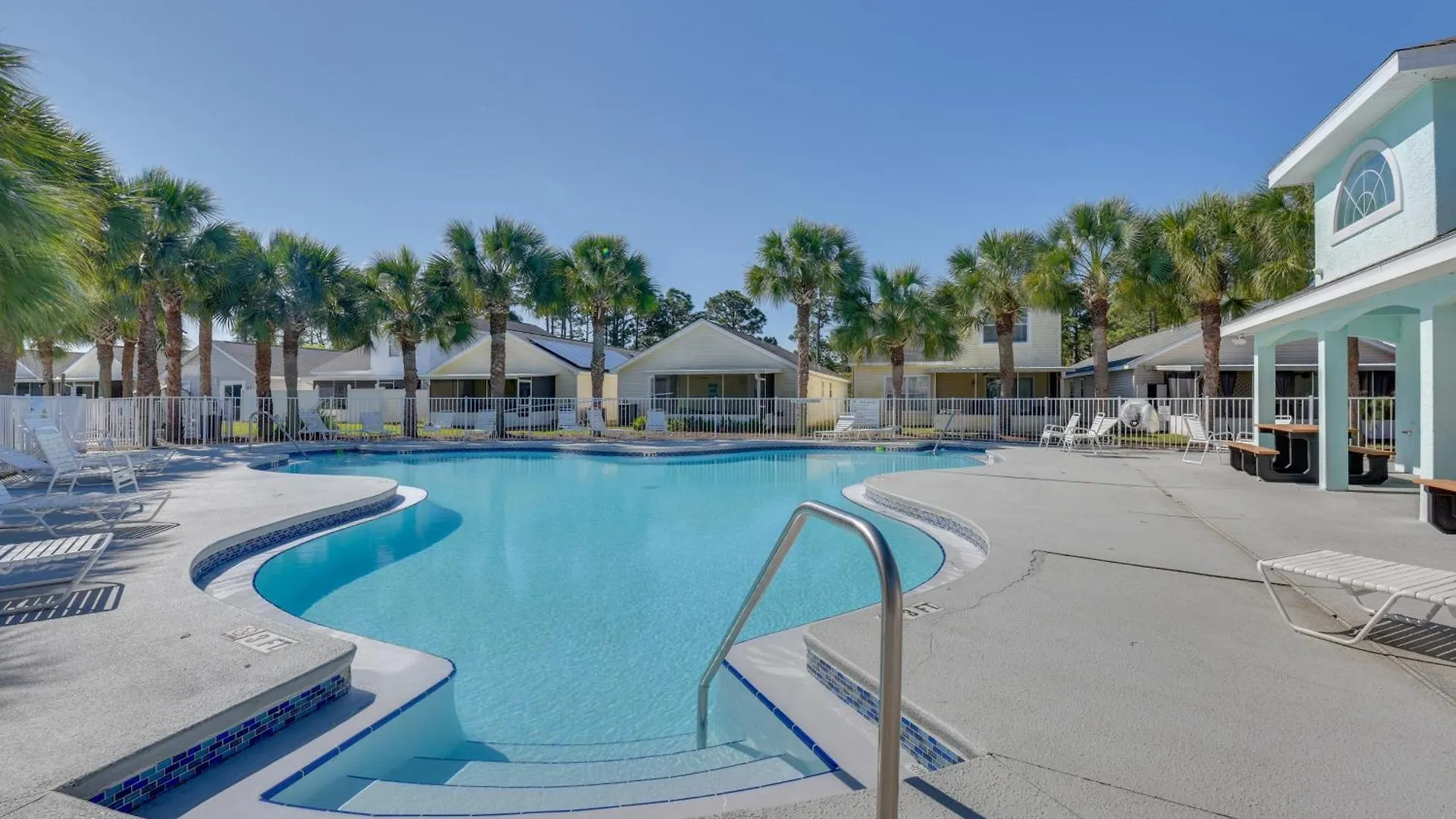1 Mi To Shore Home With Patio In Panama City Beach Amerikai Egyesült Államok